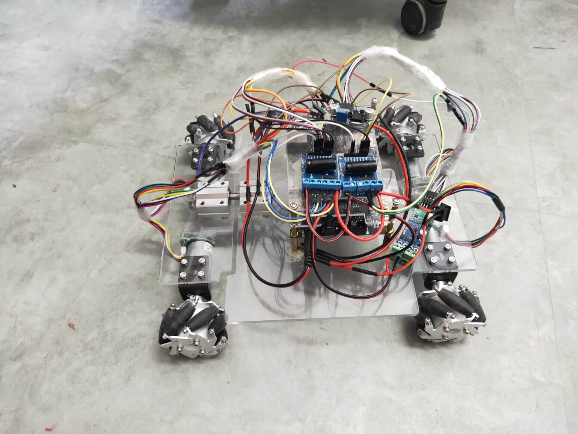 队名:学习使我们快乐.jpg 队名:学习使我们快乐.jpg